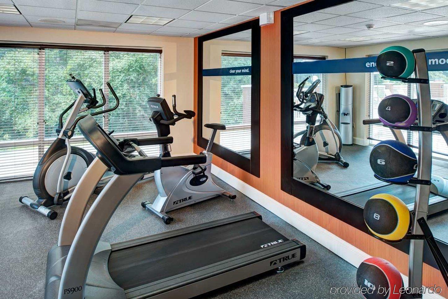Hampton Inn & Suites Charlotte Arrowood Rd Einrichtungen foto