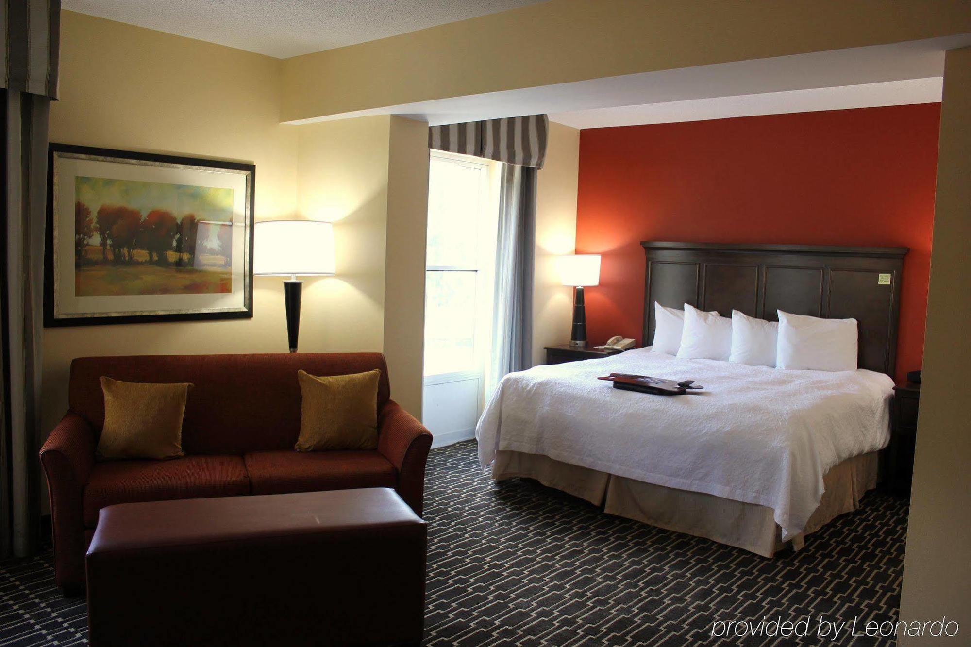 Hampton Inn & Suites Charlotte Arrowood Rd Zimmer foto
